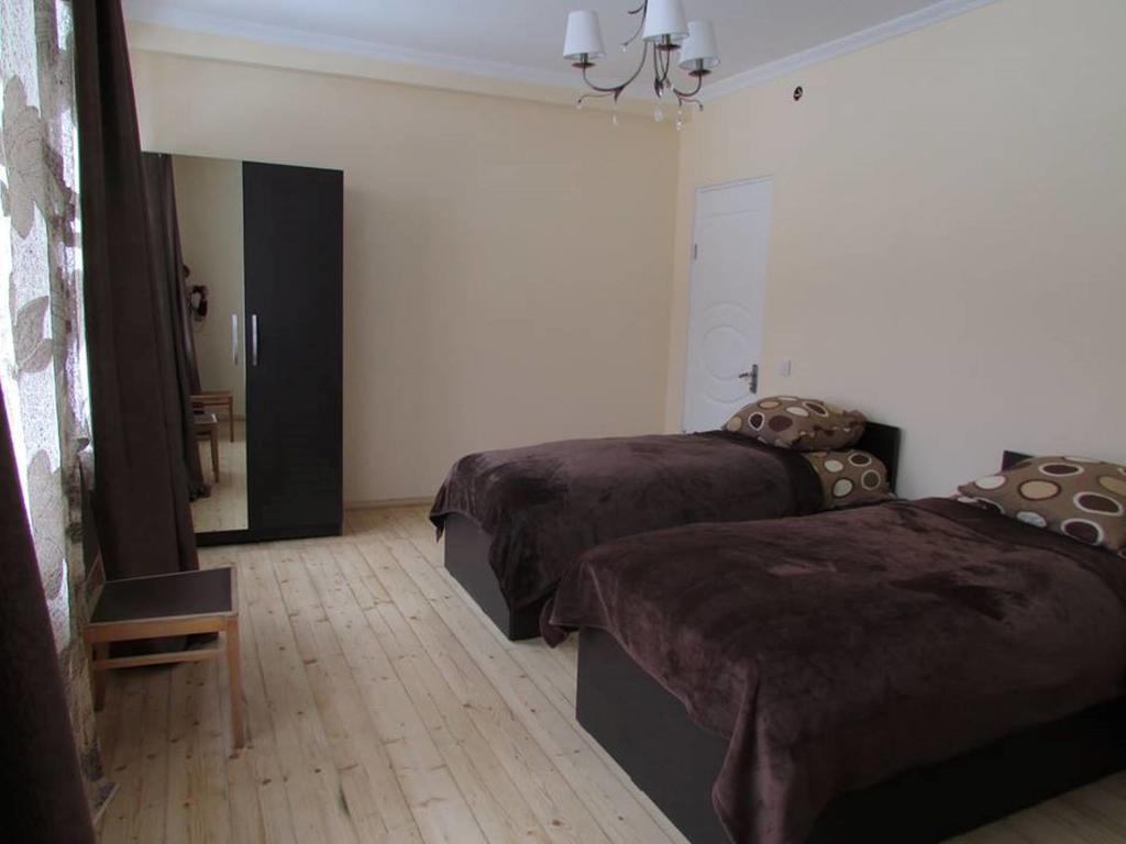 Red Stone Guest House Казбеги Стая снимка