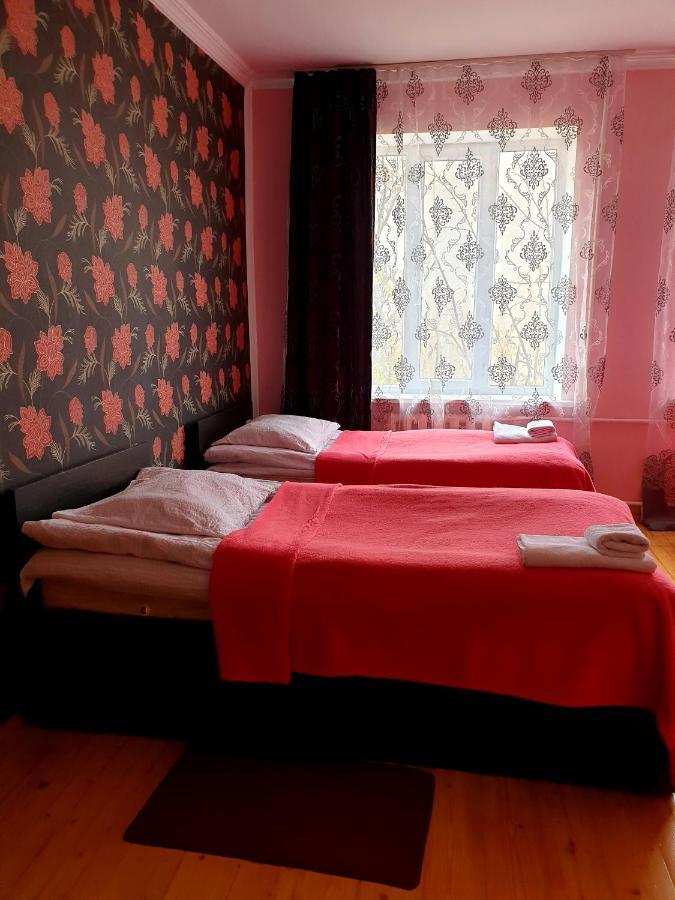 Red Stone Guest House Казбеги Екстериор снимка